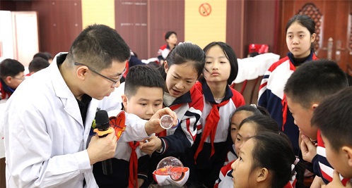 邯郸市第三医院开展安全教育进校园活动