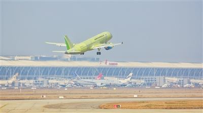 C919“106架机”首飞成功“一谷一园”项目启动