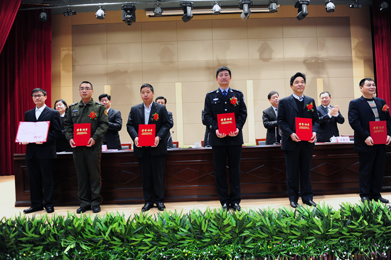 加快产业创新发展 推进区域经济新跨越 浒墅关开发区召开2015年度总结大会