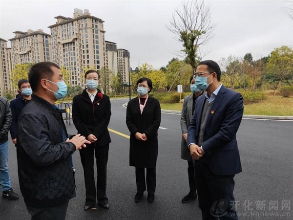 鲁霞光在调研秋冬季疫情防控工作时强调 要进一步落实落细秋冬季疫情防控工作 坚决守护好人民群众身体健康和生命安全