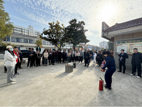 杨村镇：开展餐饮领域燃气及食品安全培训