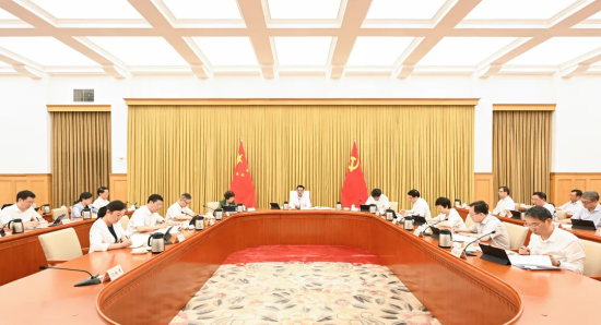 市委常委会举行会议 深入学习贯彻习近平总书记重要讲话精神 研究部署进一步全面深化改革和党纪学习教育等工作