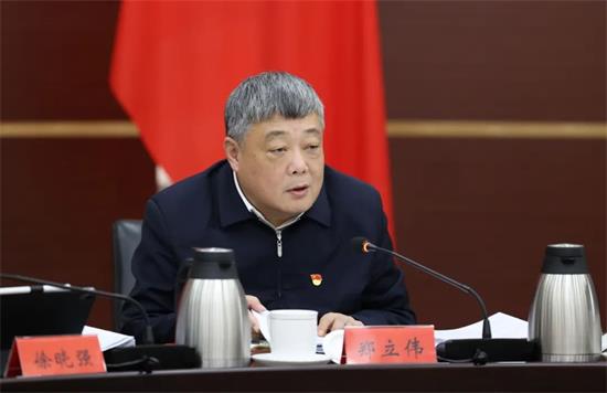 区委理论学习中心组（扩大）召开专题学习会